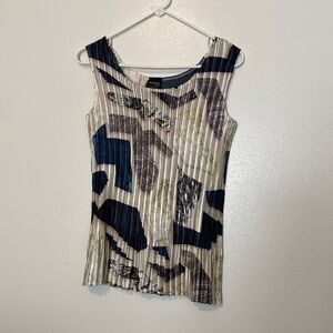 Magic Scarf it fits sleeveless stretchy top one size shirt